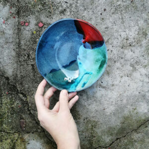 Alternative view of Miska średnia – seria Savage Garden