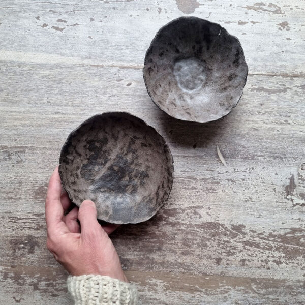 Set of 2 small pinched bowls - Rusty series