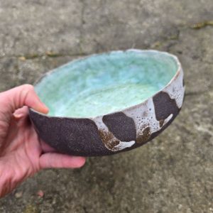 Alternative view of Large pinched bowl – Wetlands series